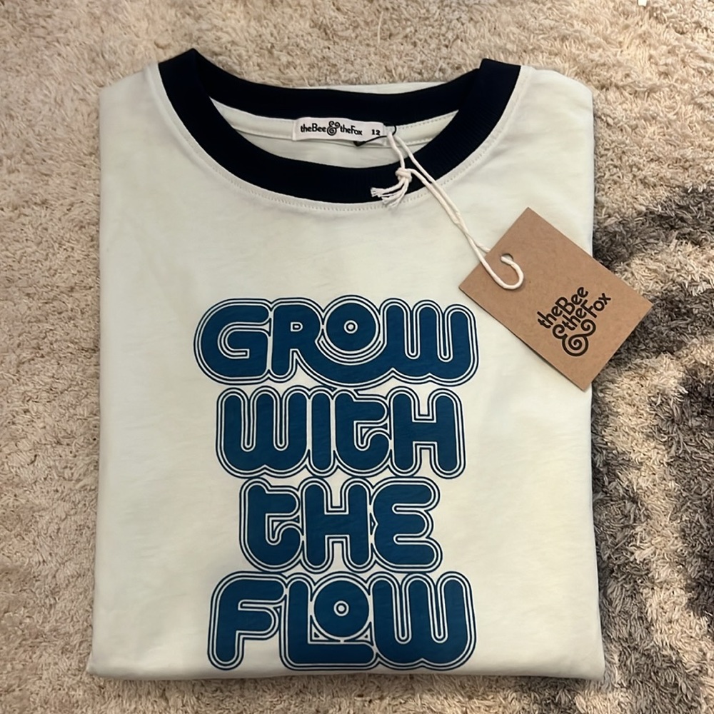 The Bee and The Fox tee // GROW WITH THE FLOW!!!